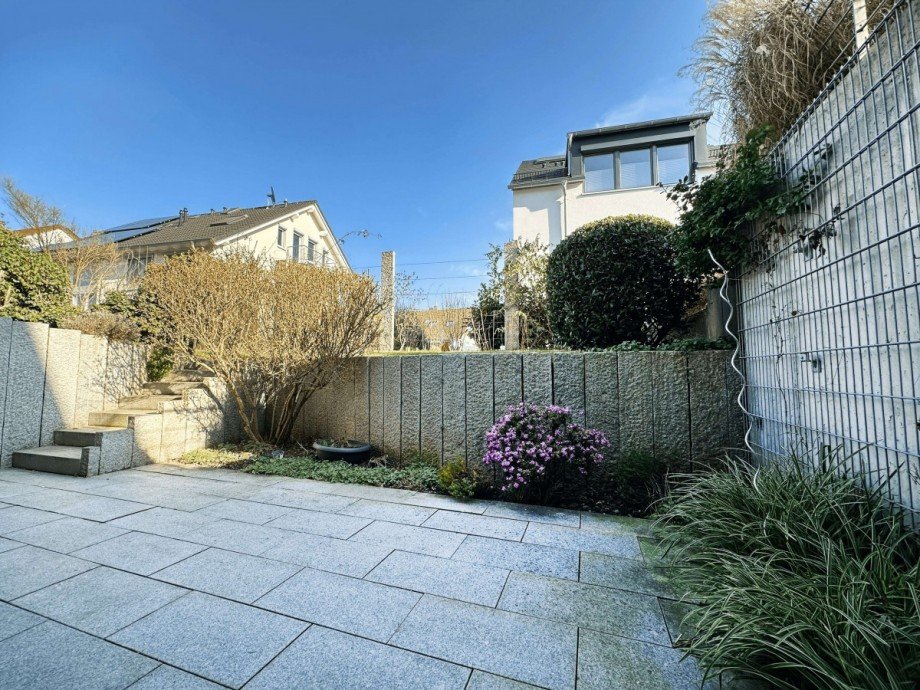 Terrasse UG Reihenendhaus Waiblingen