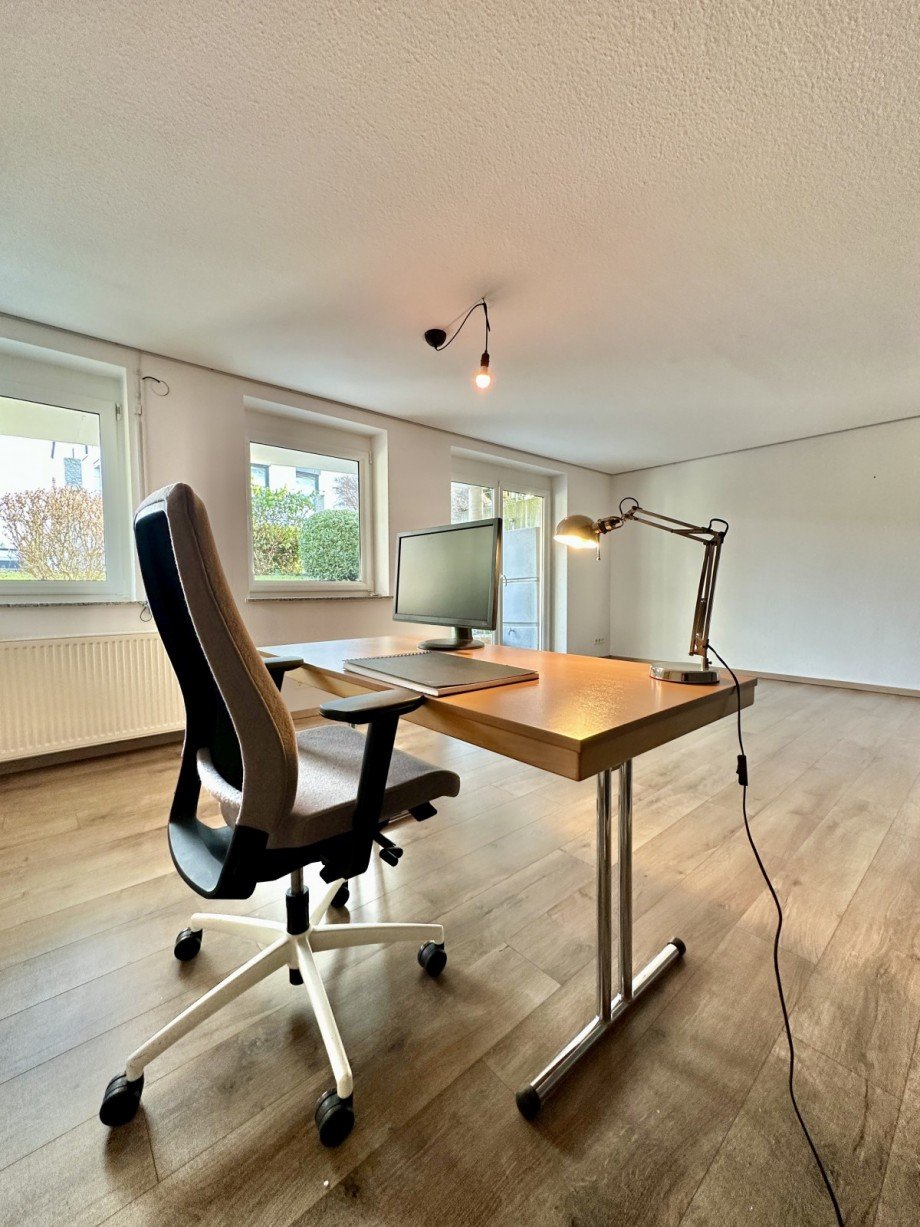 B�ro/ G�stezimmer Reihenendhaus Waiblingen