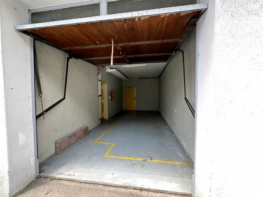 Garage Halle / Lager / Produktion Korb