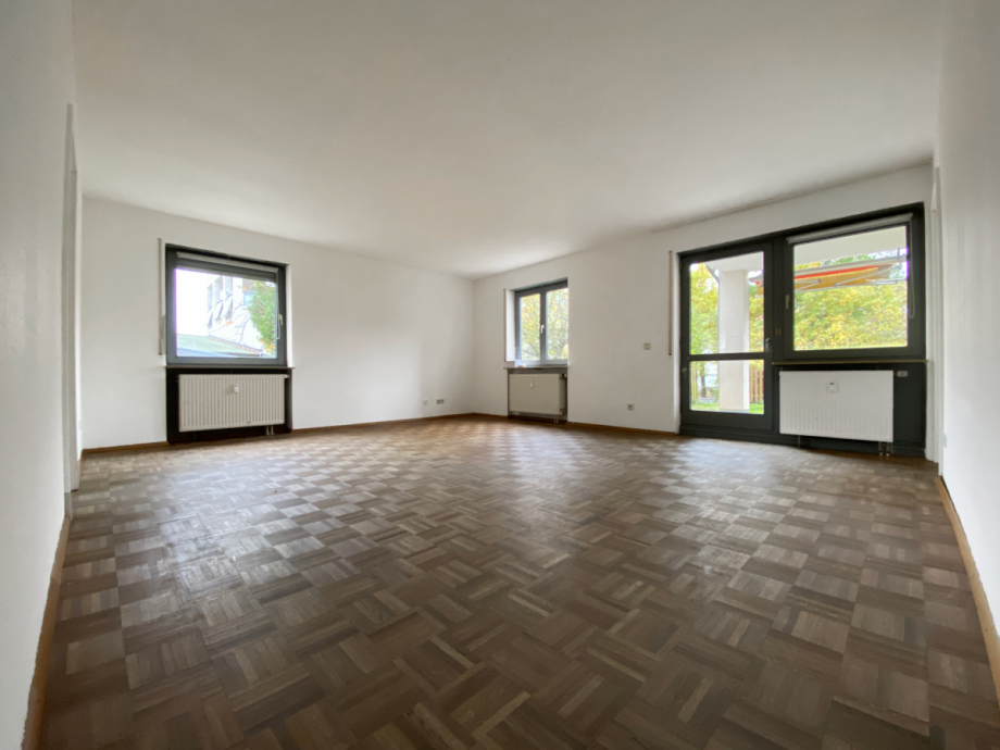 Wohn- und Esszimmer Erdgeschosswohnung Backnang